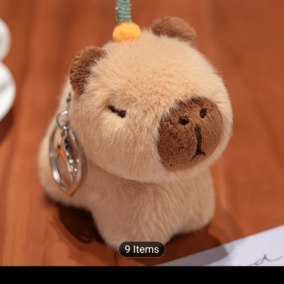Accessories - Cabybara Plushie Keychain